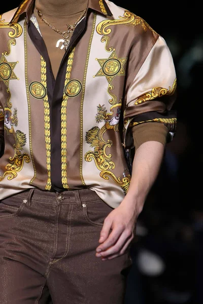 Look 55